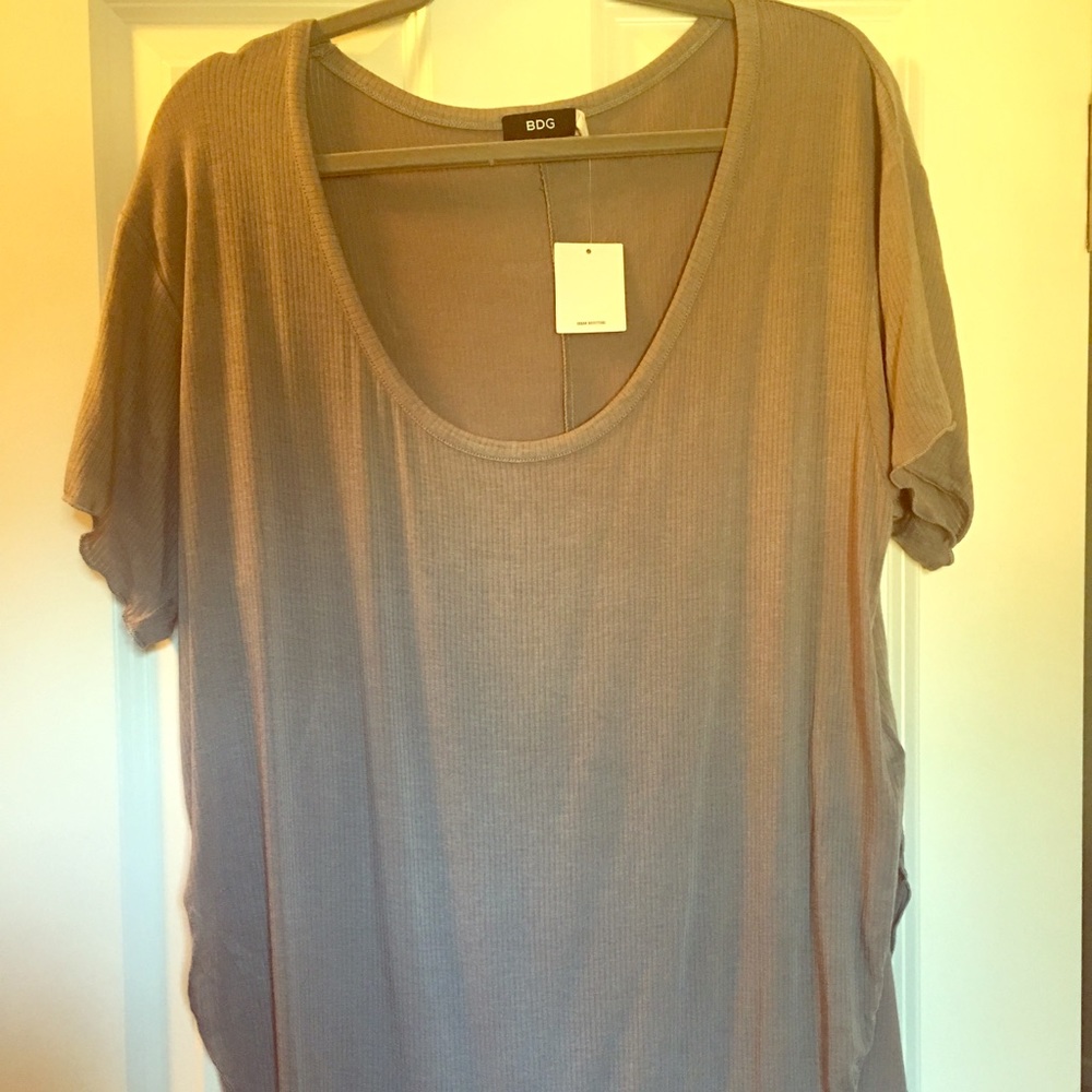 BDG tulip hem tee